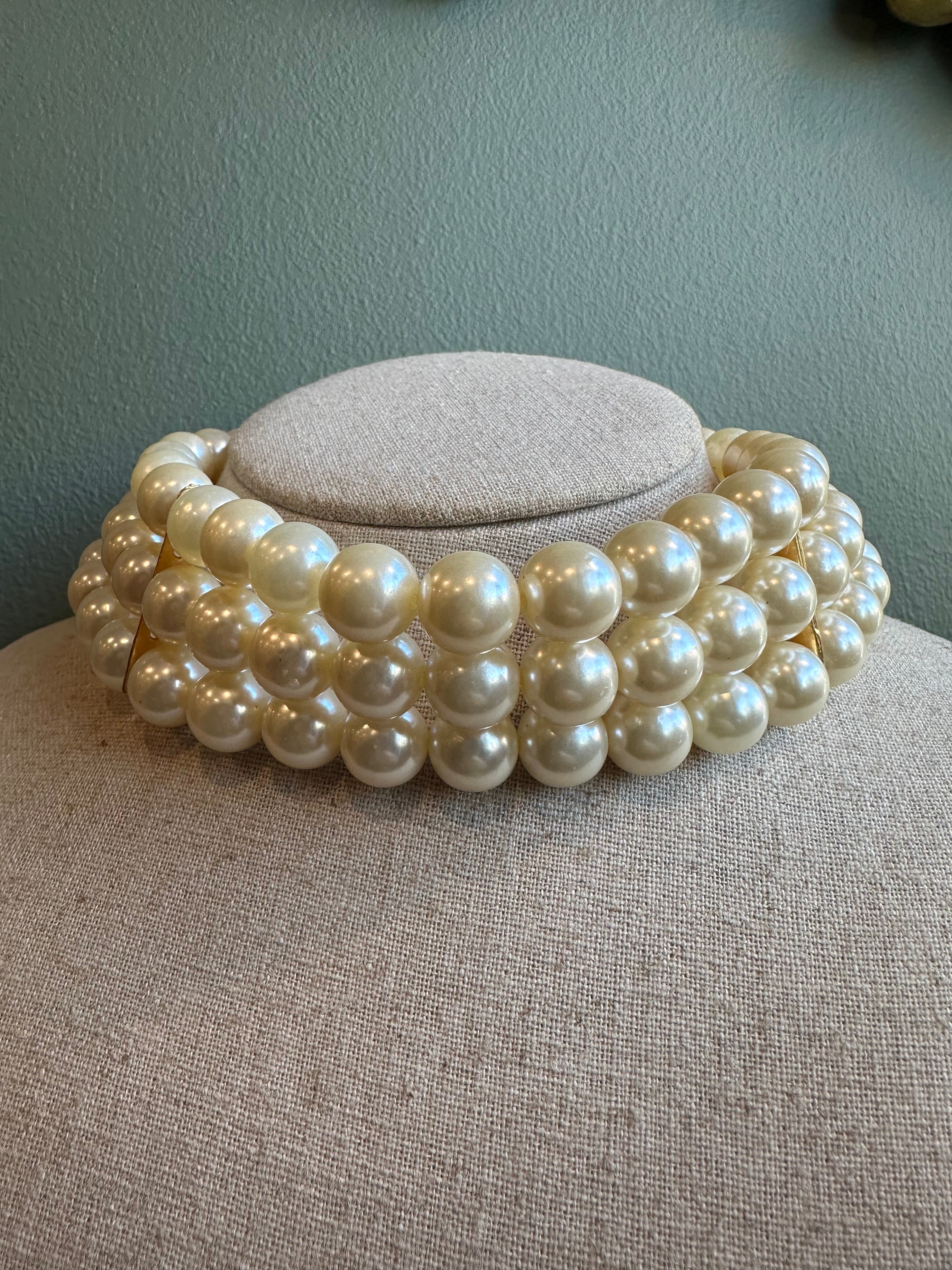 Pearl Choker