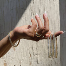 Load image into Gallery viewer, Shine Bag(uette) Bracelet