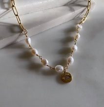 Load image into Gallery viewer, Imagine Pearl Necklace