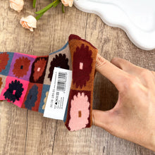 Load image into Gallery viewer, Vintage Floral Checkered Mid-Calf Socks: Red