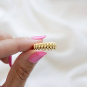 Fluted Statement Ring: Gold / 6
