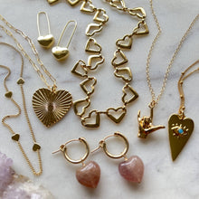 Load image into Gallery viewer, Heart Disc Necklace