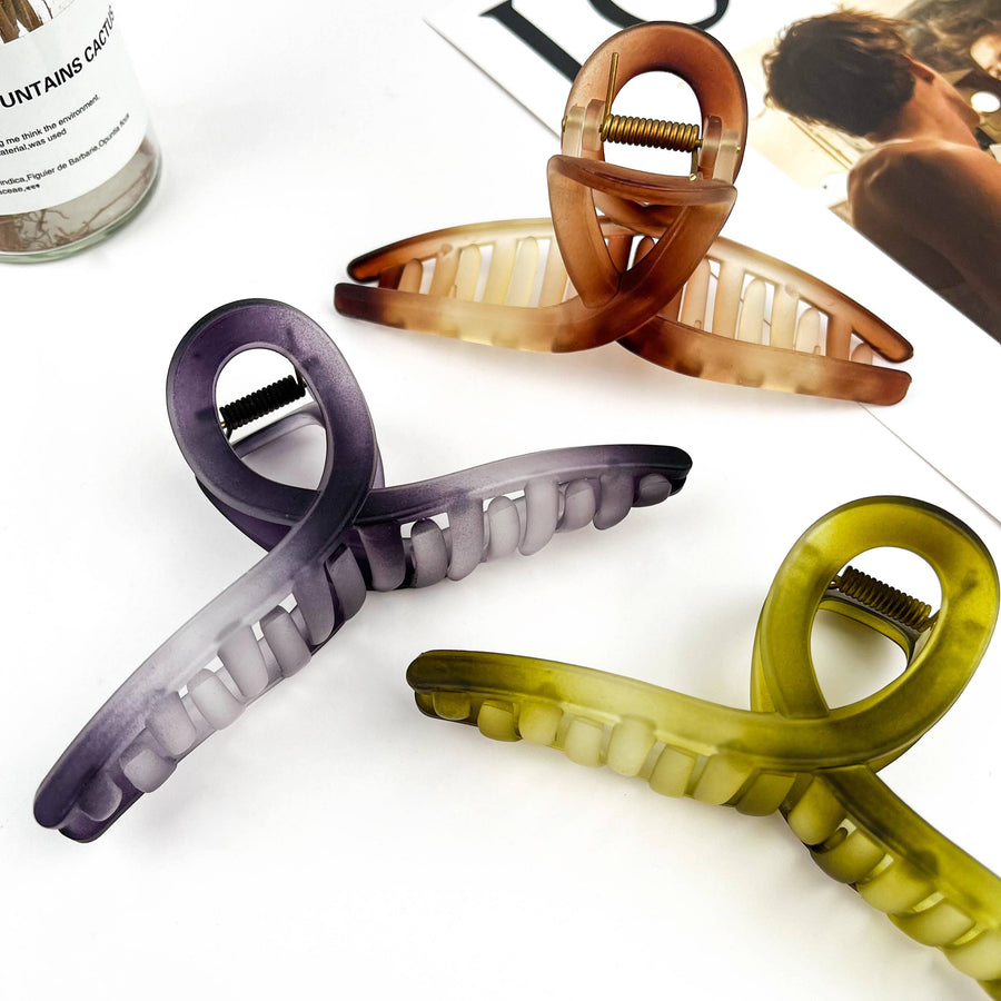 🍂 Matte Brown Large Claw Clip – 13cm Elegant Hair Accessor: Green