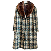 Load image into Gallery viewer, Lorendale Coat, 1960’s, 44” Bust
