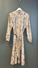 Load image into Gallery viewer, The Maple Dress, 1970's 42" Bust