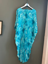 Load image into Gallery viewer, Julianna Kaftan, 1970’s, One Size Fits Most