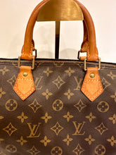 Load image into Gallery viewer, Lori L - Louis Vuitton Speedy 35 Monogram Bag