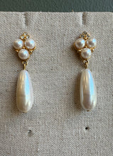 Load image into Gallery viewer, Bedazzled Vintage Pearl Drop Earrings