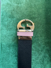 Load image into Gallery viewer, Reversible Gucci Belt, 49” Waist (Lori L.)