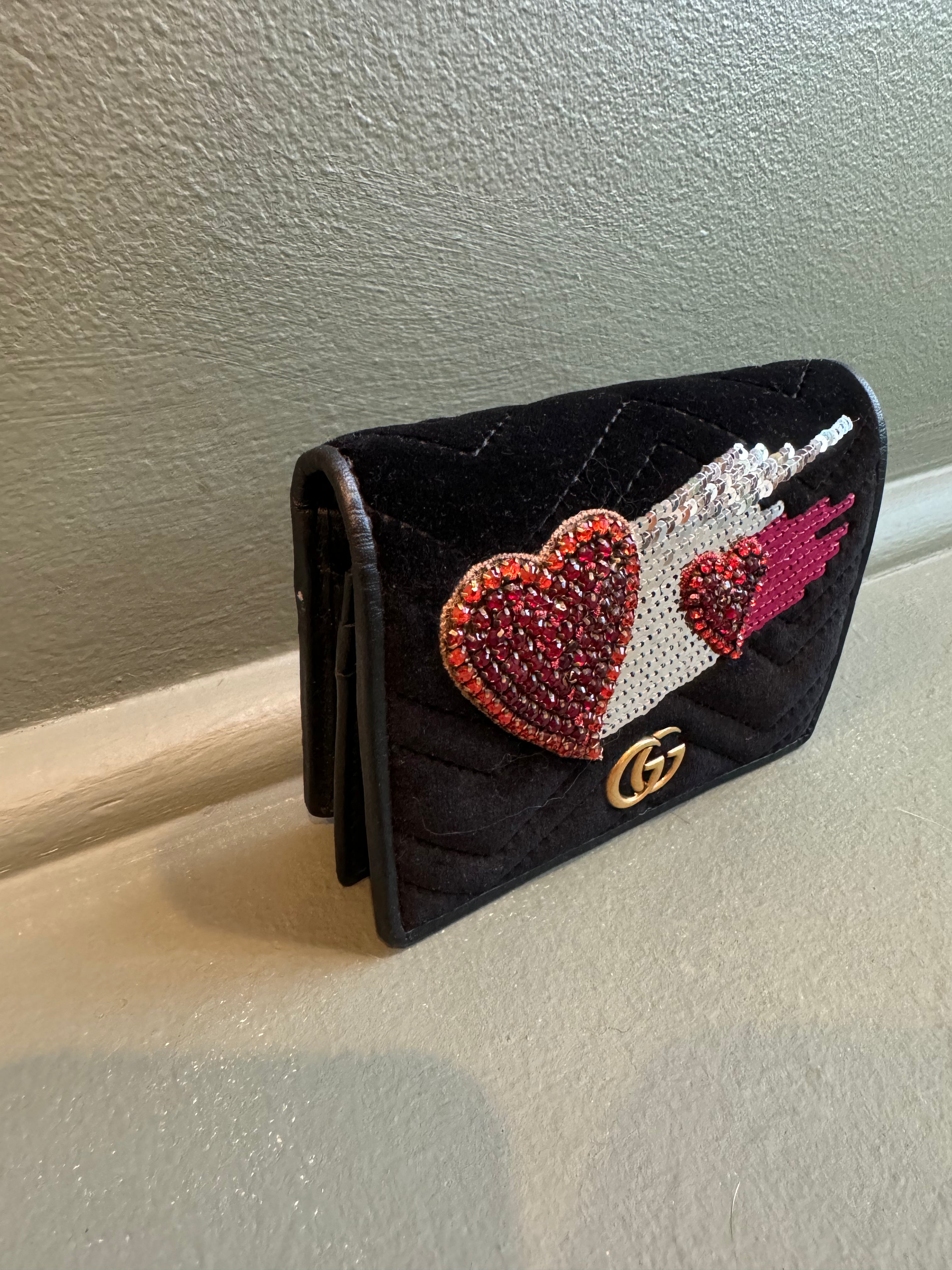 Lori L - Gucci Wallet with Hearts