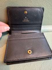 Lori L - Gucci Wallet with Hearts