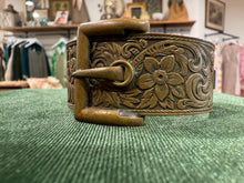 Load image into Gallery viewer, 1920’s Belt Bracelet