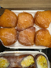 Load image into Gallery viewer, Sfogliatelle Candle