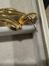 Load image into Gallery viewer, Chunky gold earrings