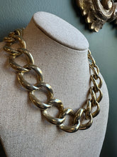 Load image into Gallery viewer, Vintage Chain-Link Necklace