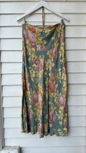 Load image into Gallery viewer, Cassidy Skirt, 1990's, 28" Waist