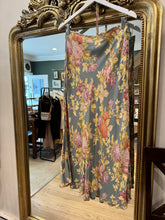Load image into Gallery viewer, Cassidy Skirt, 1990's, 28" Waist
