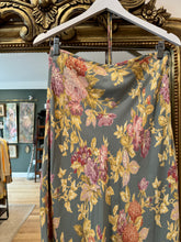 Load image into Gallery viewer, Cassidy Skirt, 1990's, 28" Waist