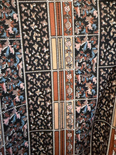 Load image into Gallery viewer, Patterned Button Down, 1970s, 36” Bust