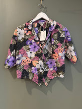 Load image into Gallery viewer, Carrie Top, 1980’s, 40” Bust 32” Waist