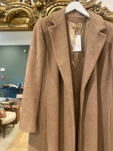 Load image into Gallery viewer, Hope Coat, 1970’s, 42” Bust