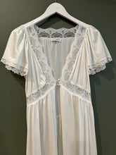 Load image into Gallery viewer, Miss Elaine Nightgown, 1950's, 32-34" Bust