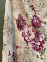 Load image into Gallery viewer, Cream Paisley Skirt, Y2K, 32” Waist
