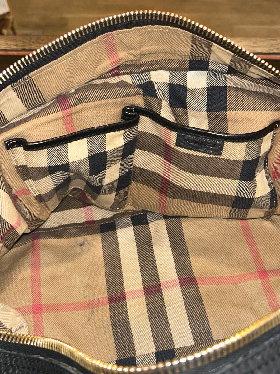 Gee - Burberry Bag