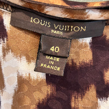 Load image into Gallery viewer, Louis Vuitton Top, 2000s, 38” Bust (Krystal F.)