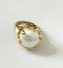Load image into Gallery viewer, Adrift Ring