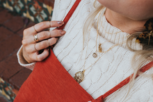 Load image into Gallery viewer, Kendal Shorty Necklace: Gold