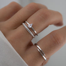 Load image into Gallery viewer, Stacking Rope Ring: Gold / 6