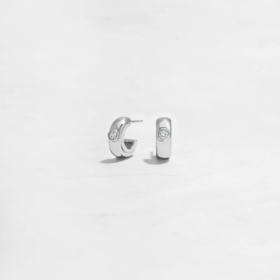 Bezeled Chunky Hoop Earrings: Gold