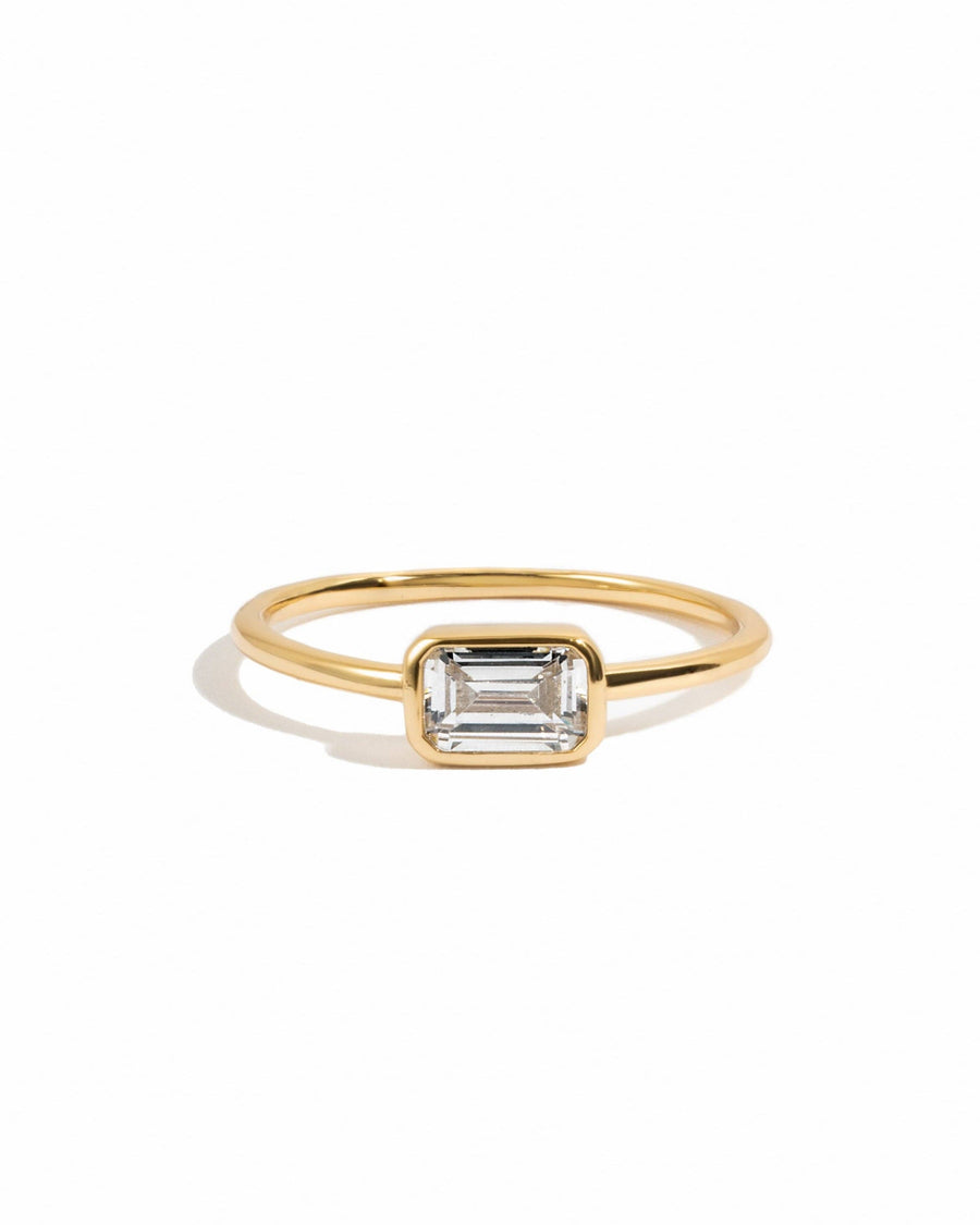 Baguette Bezel Ring: Gold / 7