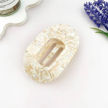 Load image into Gallery viewer, Oversized Minimal Solid Hollow Alligator Clip-Summer gift: Brown