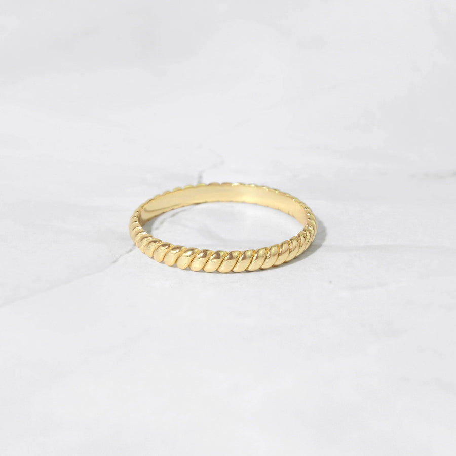 Stacking Rope Ring: Gold / 6