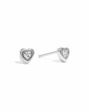 Load image into Gallery viewer, Bezel Heart Studs: Gold