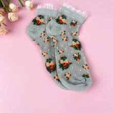 Load image into Gallery viewer, Breathable summer thin  lace socks with plants flowers: White