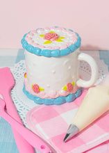 Load image into Gallery viewer, CAKE MUG with LID