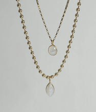 Load image into Gallery viewer, Moonstone Necklace : Staple Chain
