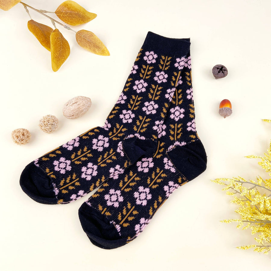 Combed cotton women's British style retro mid-calf socks: Brown