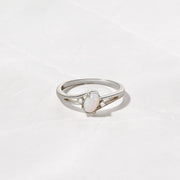 Oval Opal Ring: Gold / 6