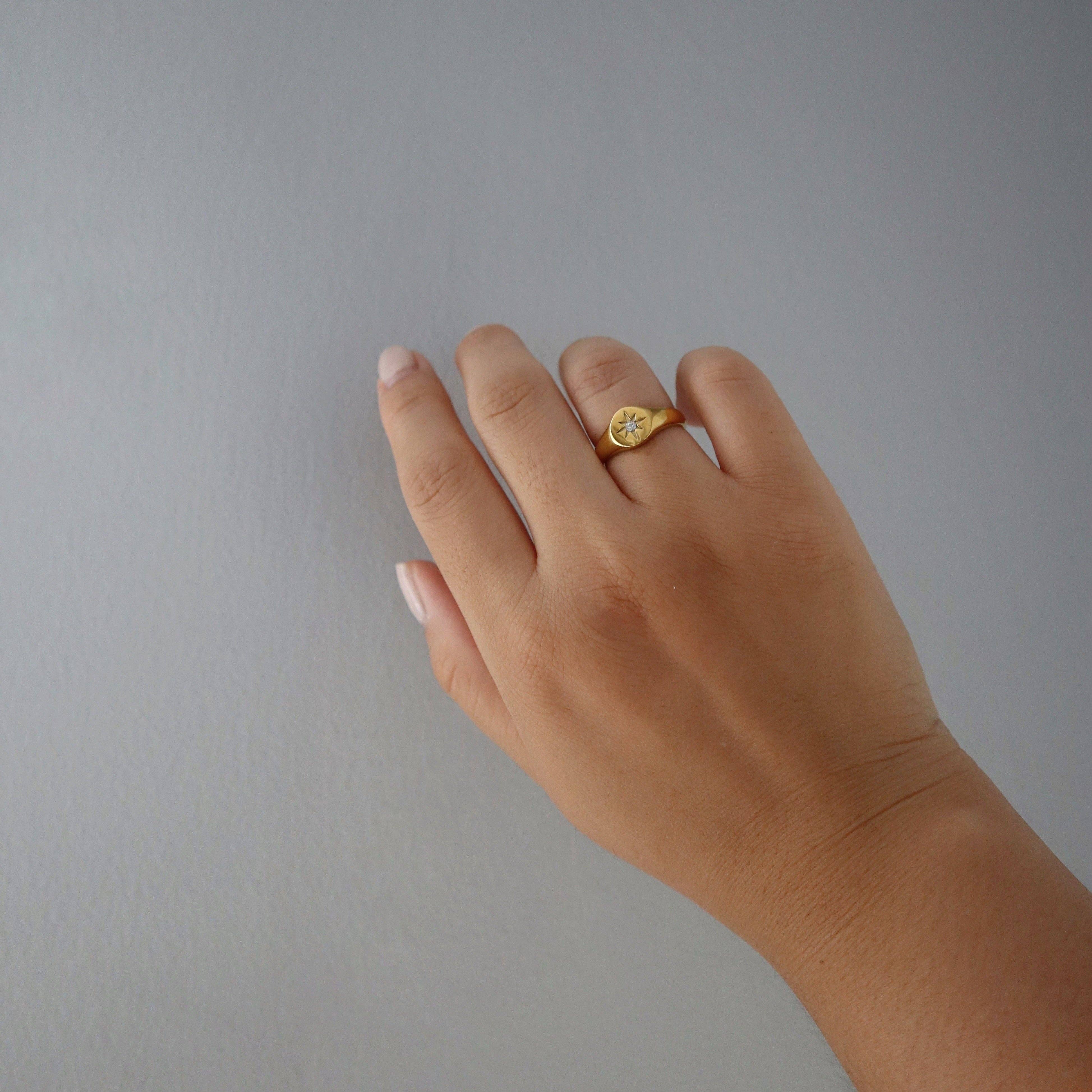 Star Signet Ring: 6