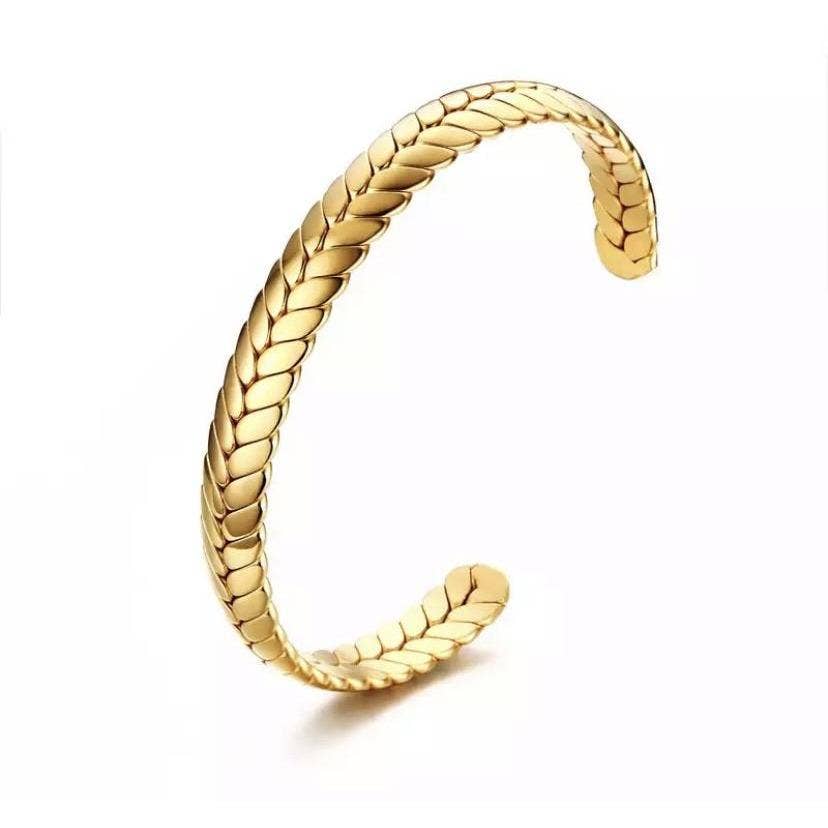 Lina Chain Cuff: Gold