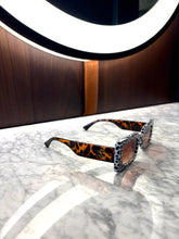 Load image into Gallery viewer, Spot Me If You Can Mixed Print Sunglasses