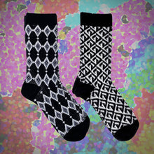 Load image into Gallery viewer, Ren Socks: Geometric