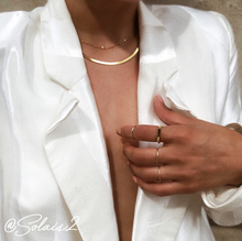Load image into Gallery viewer, Florence Herringbone Necklace: Gold