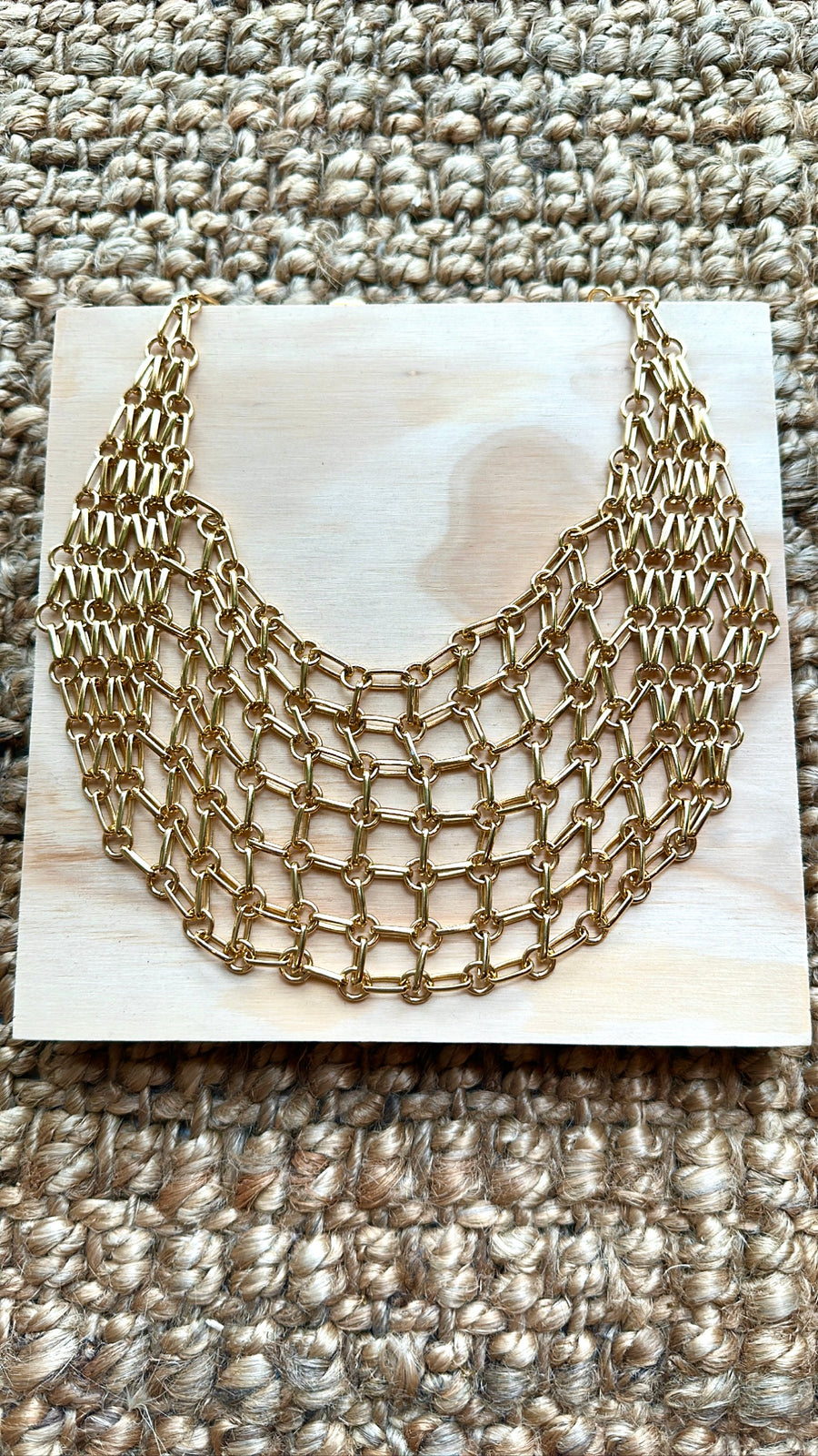 gold chainmail style necklace