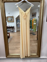 Load image into Gallery viewer, Judy Dress, 1970’s, 32” Bust