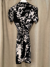 Load image into Gallery viewer, Carol Dress, 2000’s, 36” Bust